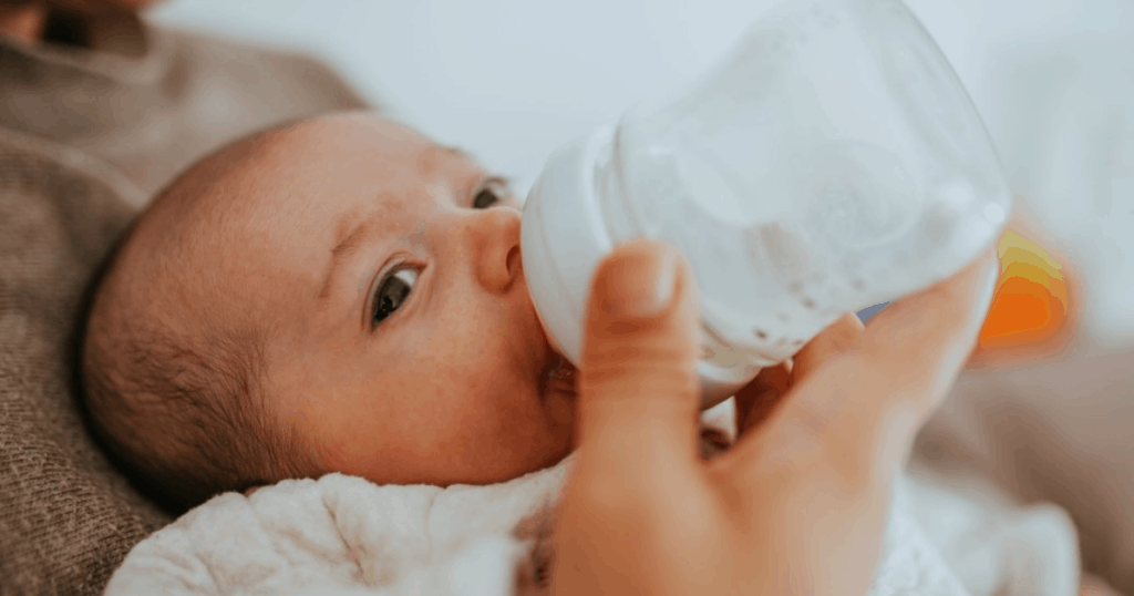 helping-baby-accept-a-bottle