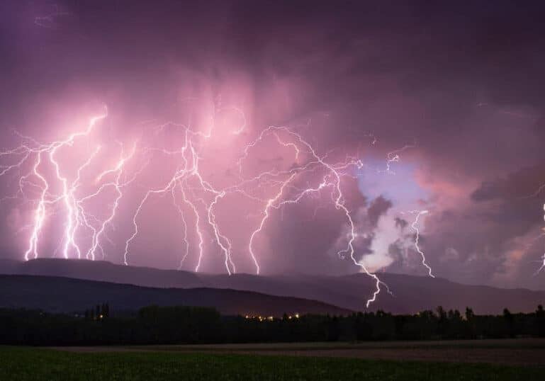 Lightning Crotch